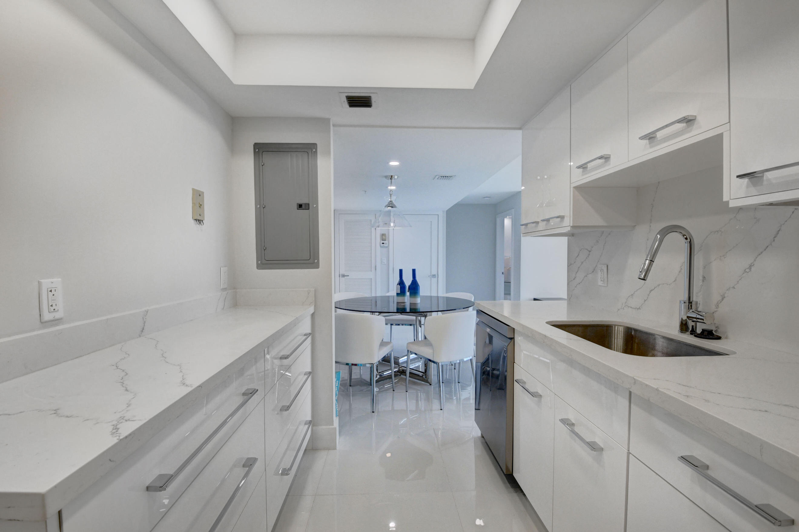 LAKEWOOD MIDRISE CONDO - Residential