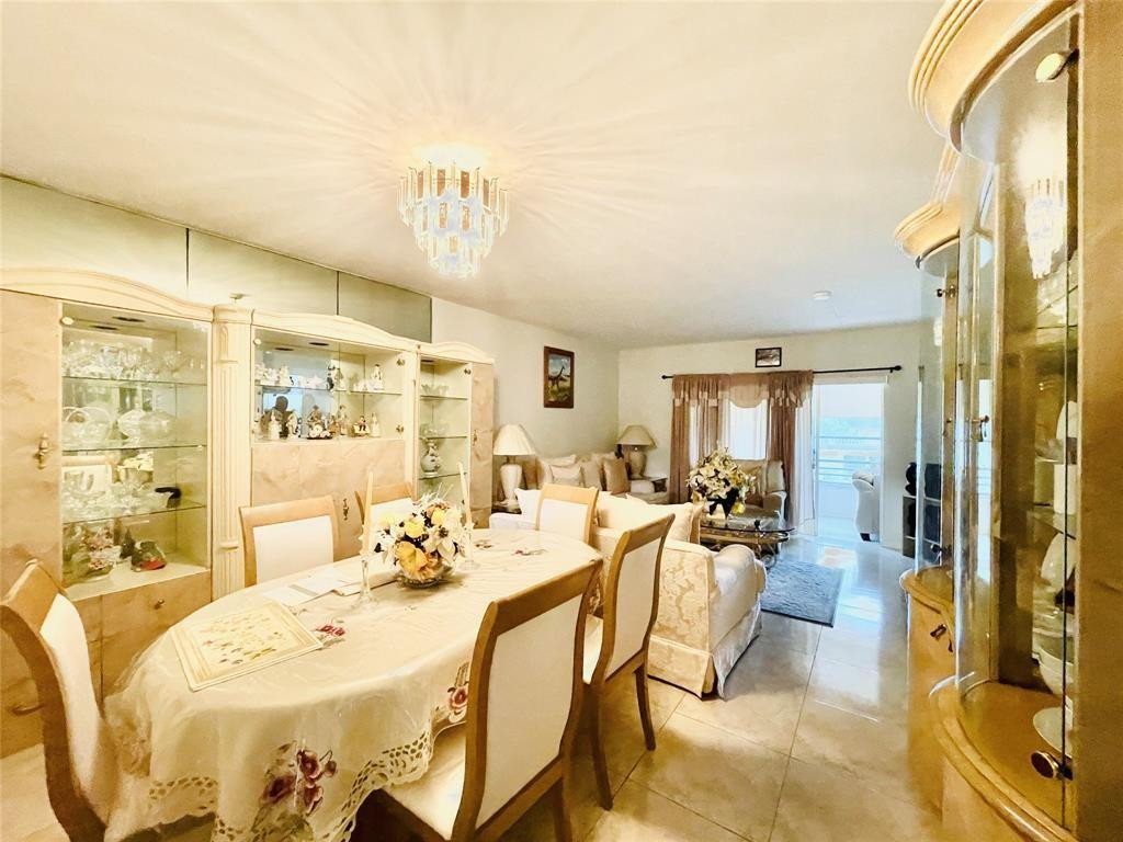 Oriole Gardens - Residential