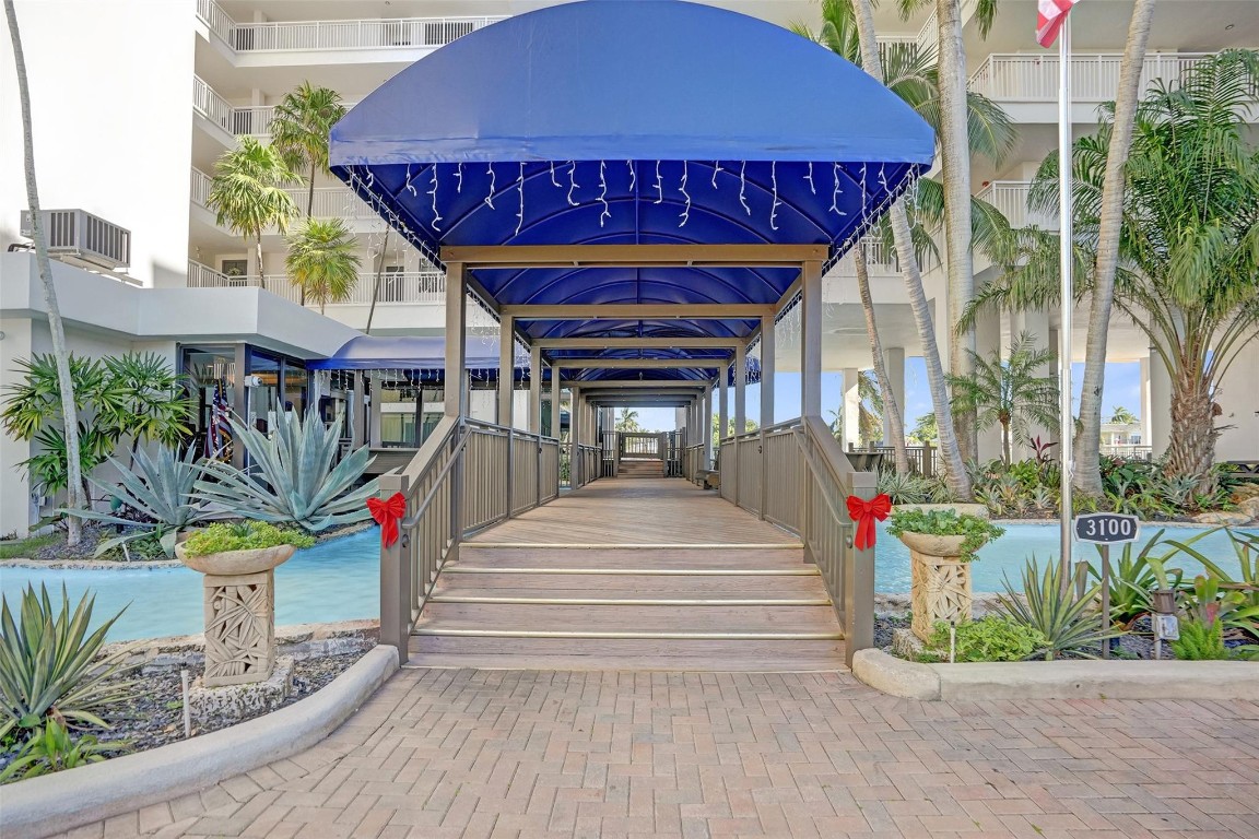 3100 NE 48th Street PH14