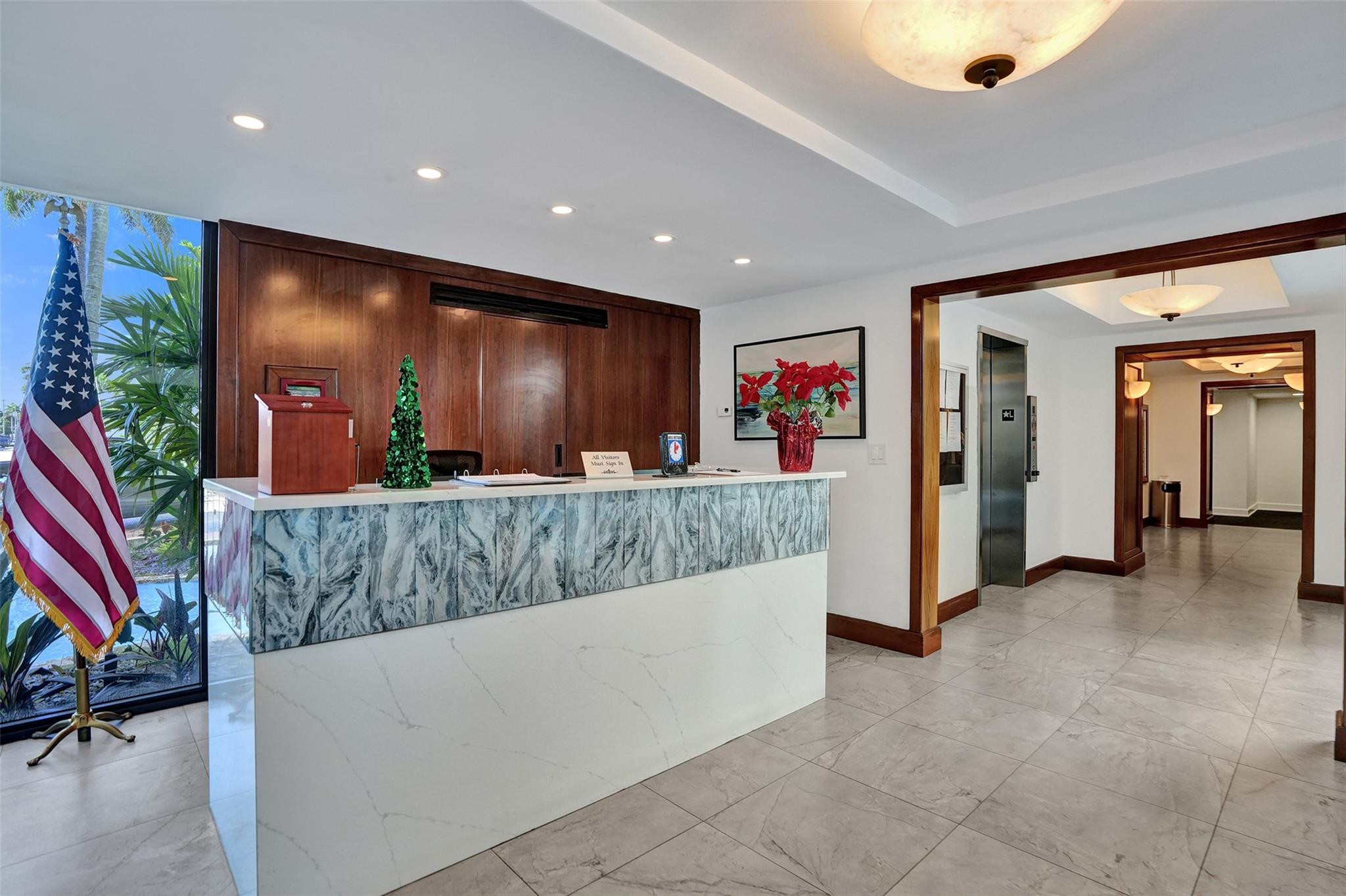 3100 NE 48th Street PH14