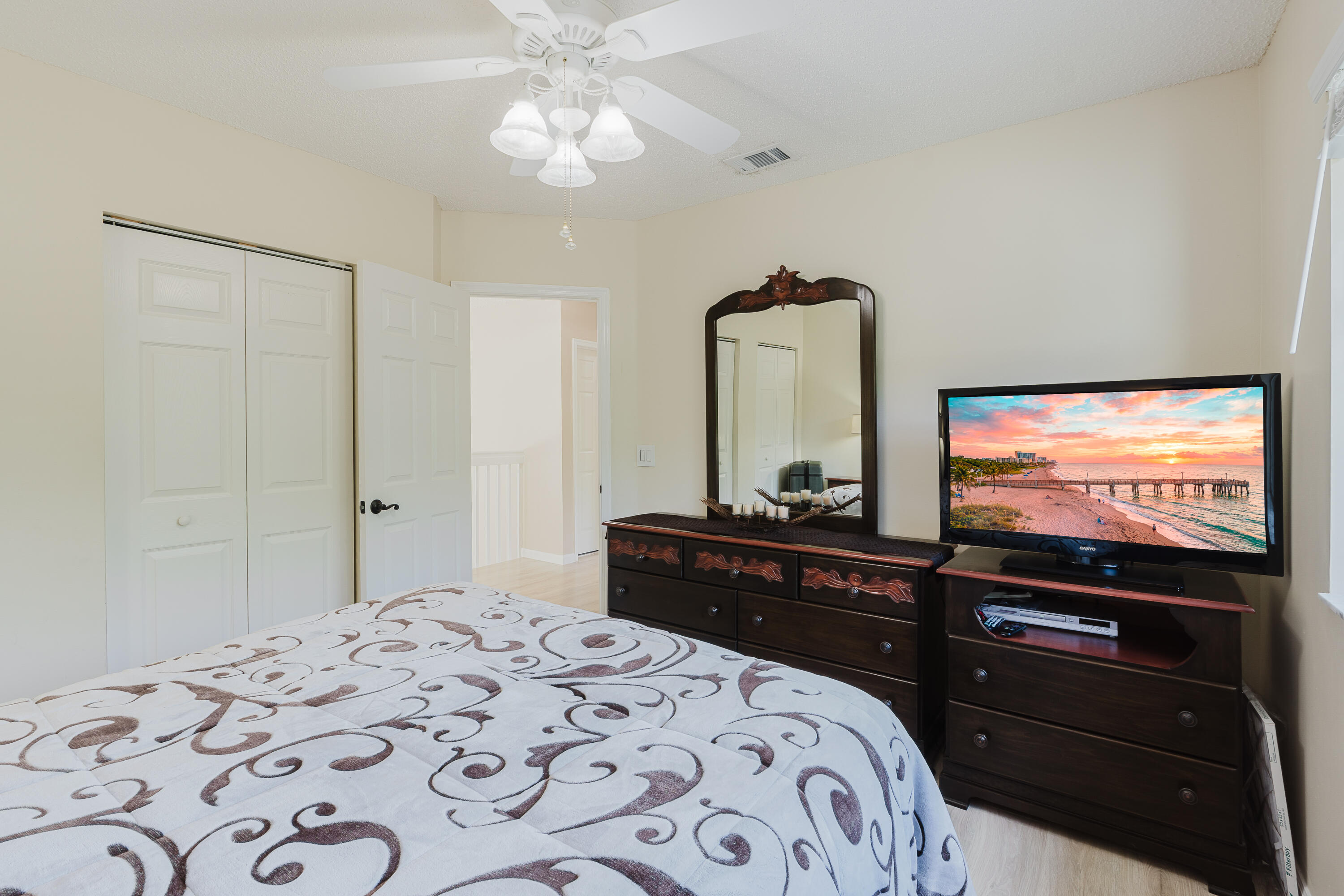 MELEAR - Residential