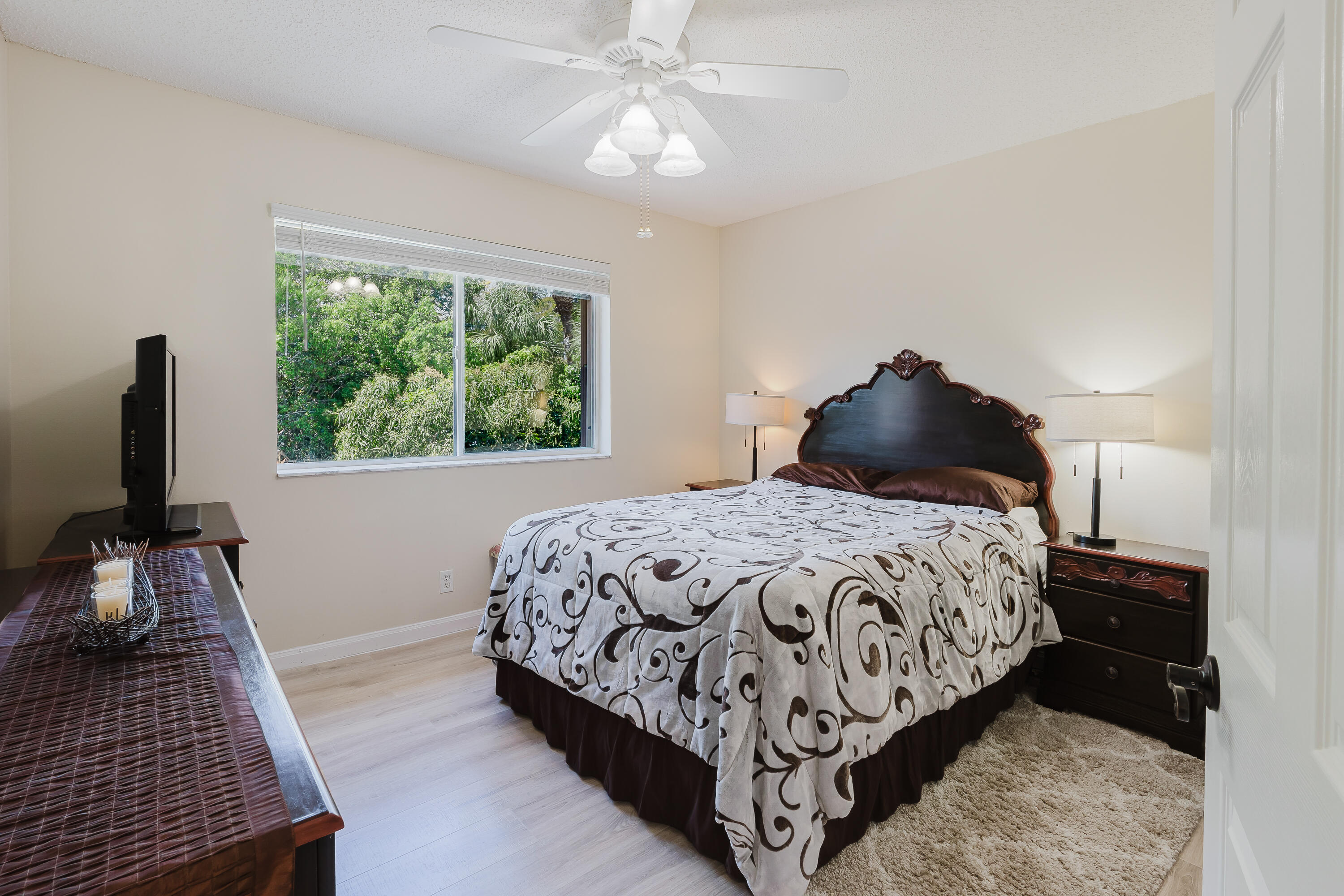 MELEAR - Residential