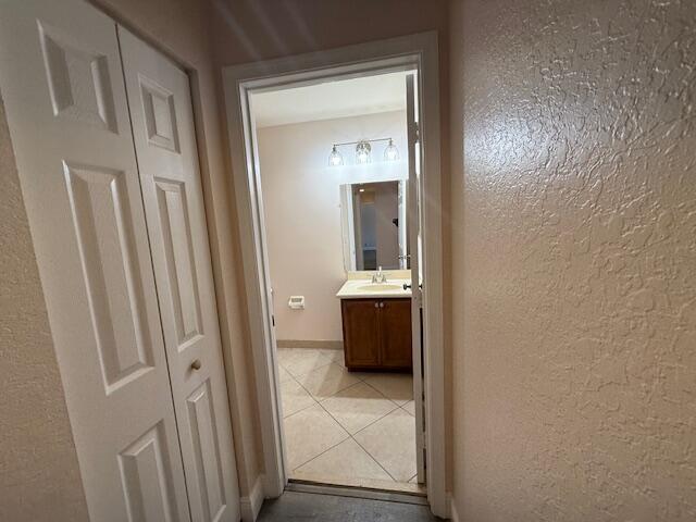 FIRST REPLAT OF PORTOFINO - Residential Lease