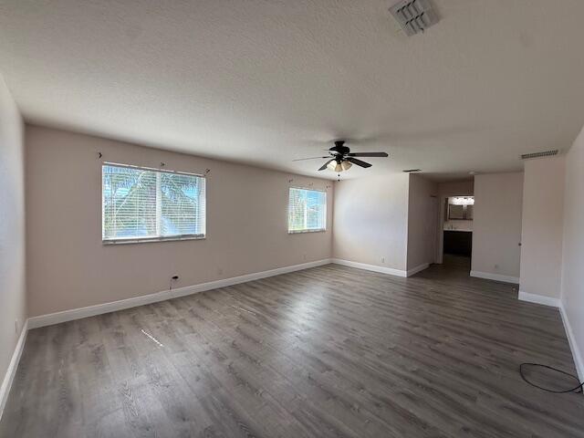 FIRST REPLAT OF PORTOFINO - Residential Lease