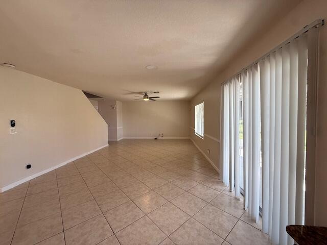 FIRST REPLAT OF PORTOFINO - Residential Lease