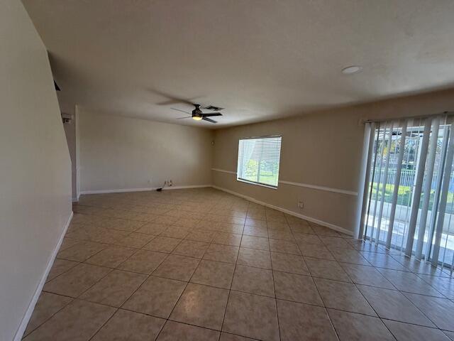 FIRST REPLAT OF PORTOFINO - Residential Lease