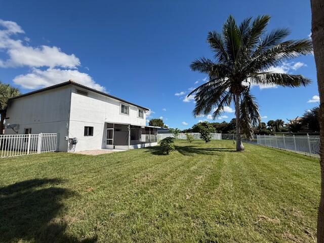 FIRST REPLAT OF PORTOFINO - Residential Lease