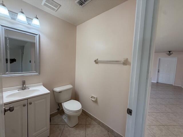 FIRST REPLAT OF PORTOFINO - Residential Lease