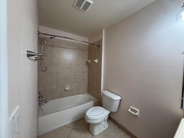 FIRST REPLAT OF PORTOFINO - Residential Lease