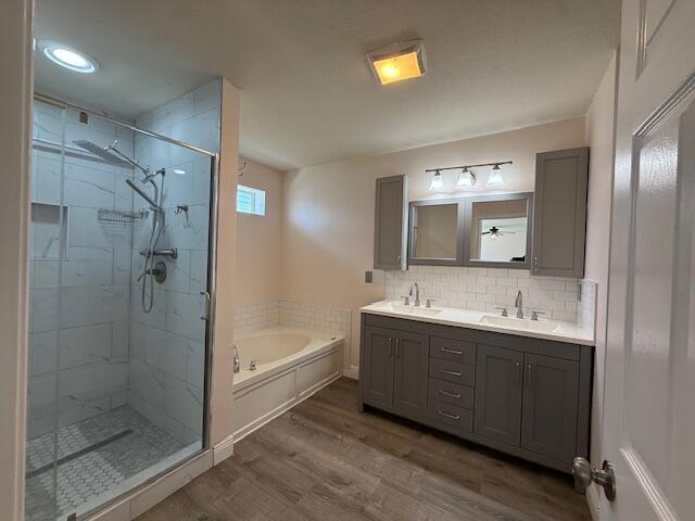 FIRST REPLAT OF PORTOFINO - Residential Lease