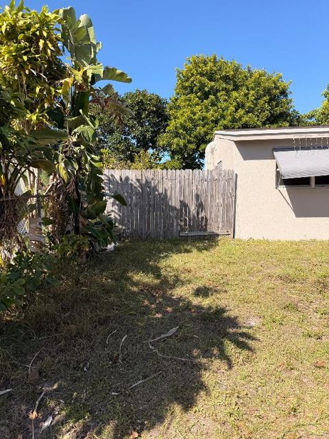 Tiny photo for 431 Pensacola Drive, Lake Worth, FL 33462 (MLS # R11158718)
