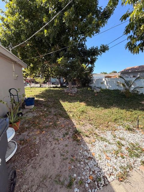 Tiny photo for 431 Pensacola Drive, Lake Worth, FL 33462 (MLS # R11158718)