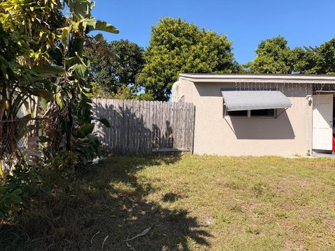 Tiny photo for 431 Pensacola Drive, Lake Worth, FL 33462 (MLS # R11158718)