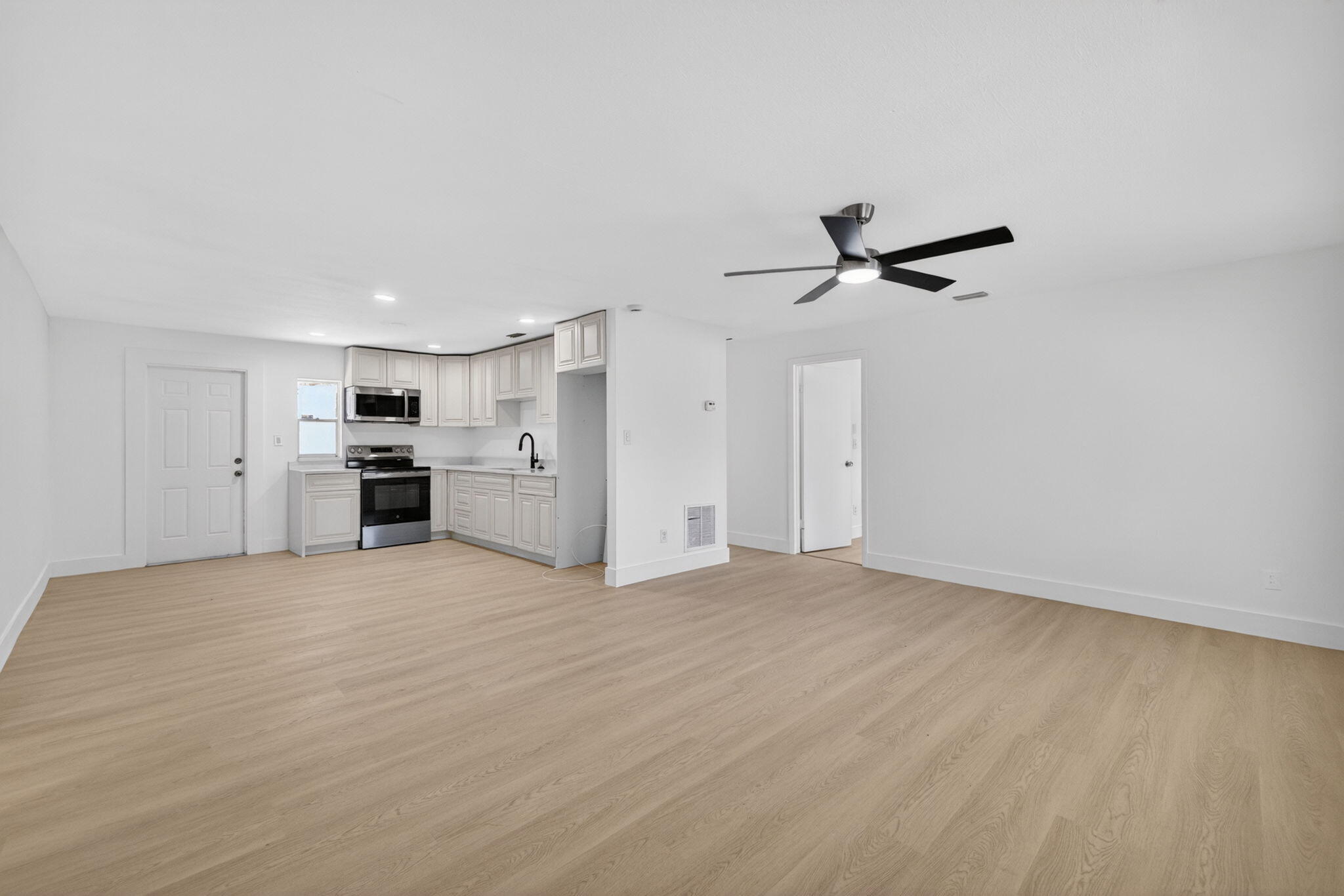 812 N 24th Street