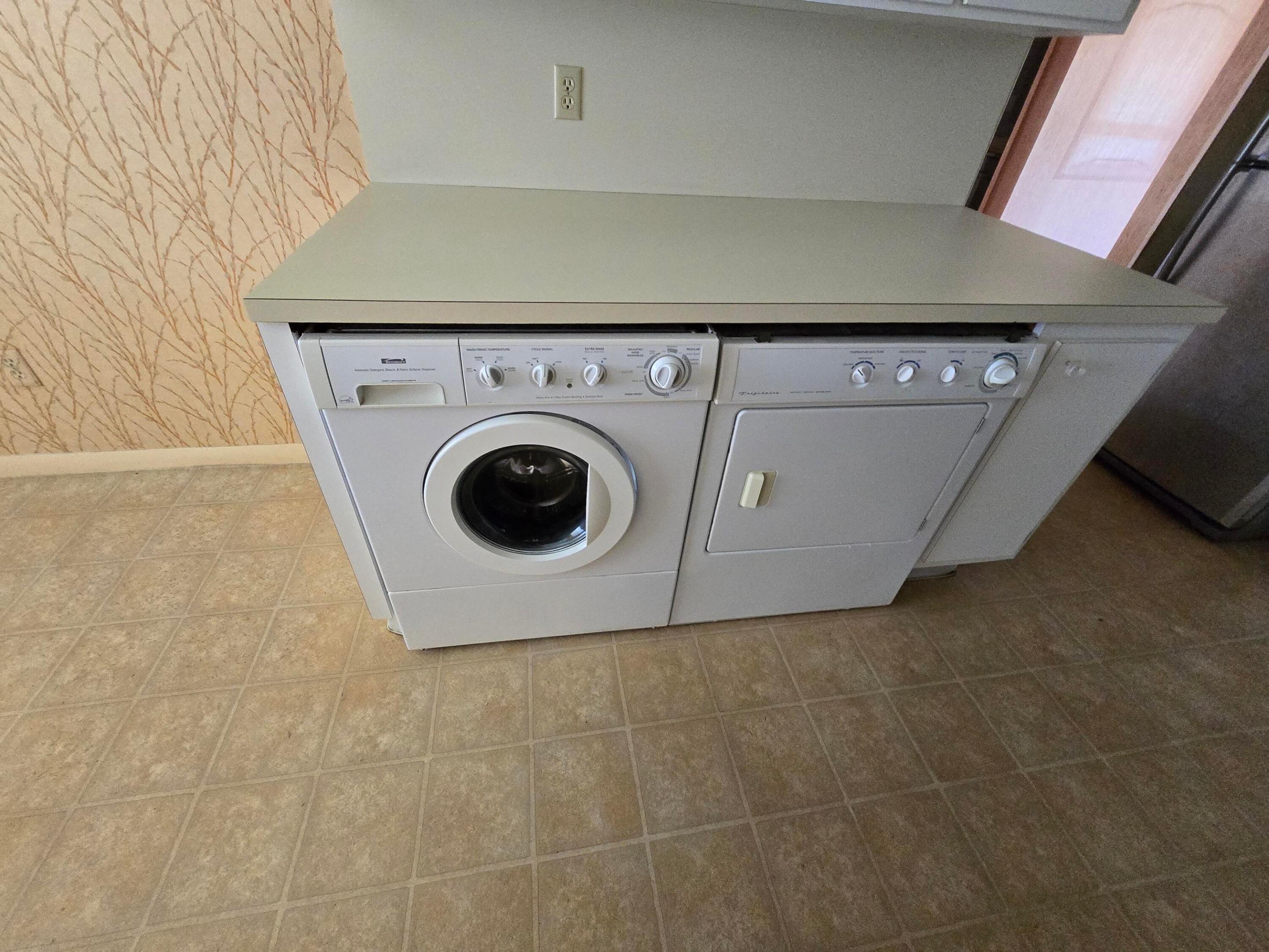 WESTGATE AT HUNTERS RUN CONDO - Residential