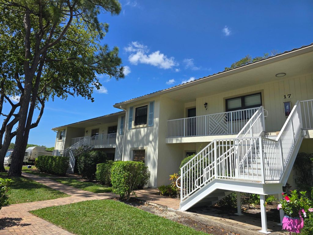Photo of 17 Westgate Lane #17h, Boynton Beach, FL 33436 (MLS # B26001277)