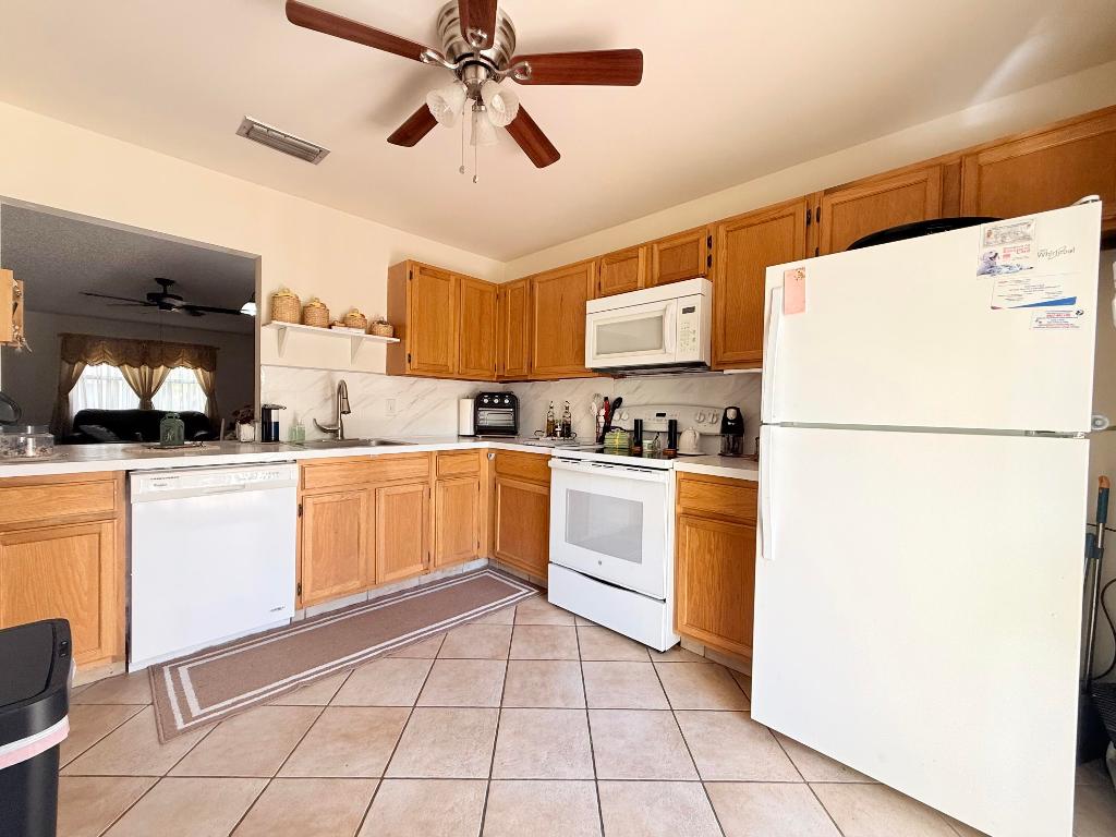 STRATHMORE GATE I UNIT ONE - Residential