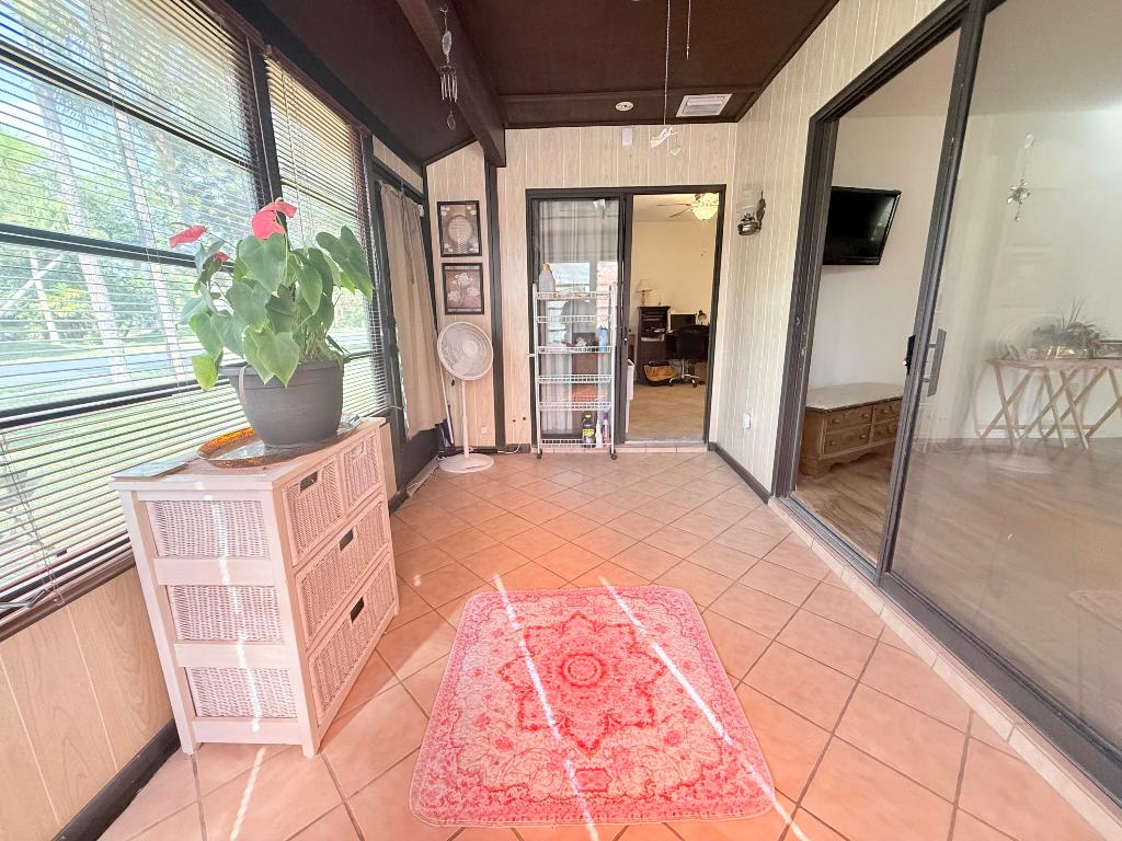 STRATHMORE GATE I UNIT ONE - Residential