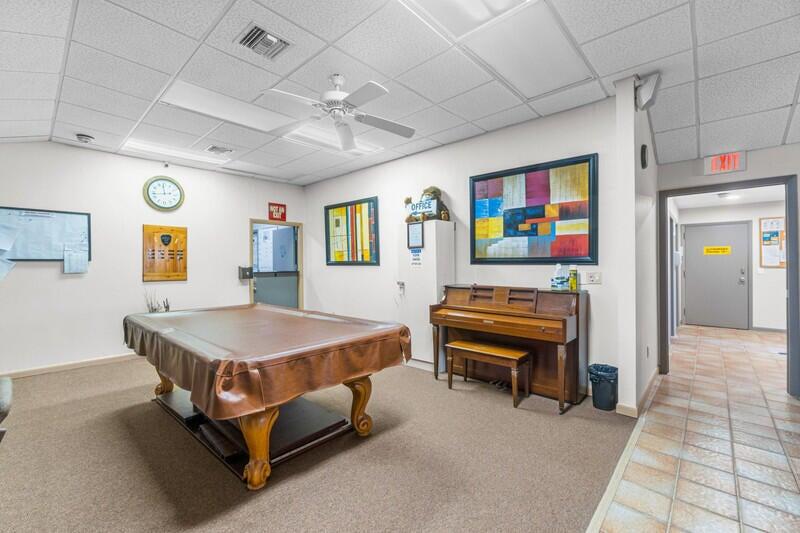 STRATHMORE GATE I UNIT ONE - Residential