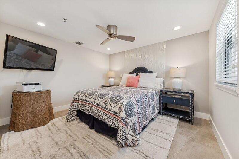 DELRAY HARBOR CLUB CONDO - Residential