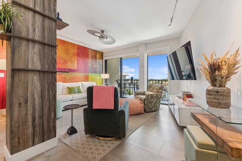 1035 S Federal Highway