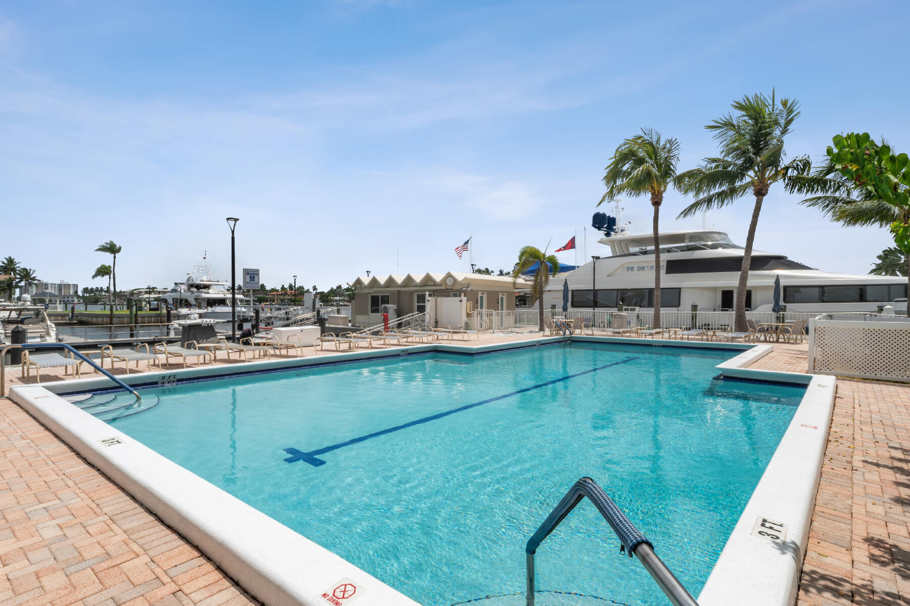 DELRAY HARBOR CLUB CONDO - Residential