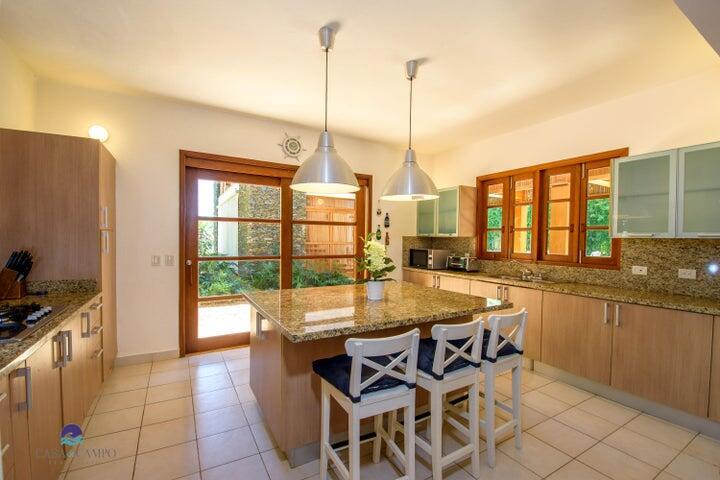 Bahia Chavon No. 7A, Casa - Residential