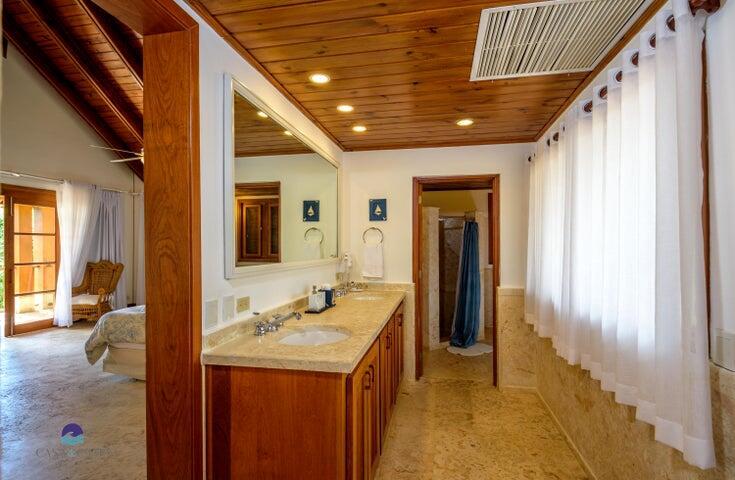 Bahia Chavon No. 7A, Casa - Residential