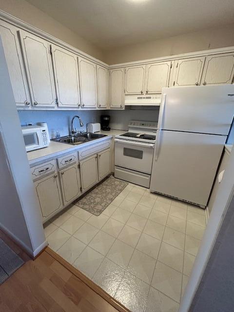 3280 Cynthia Lane 210