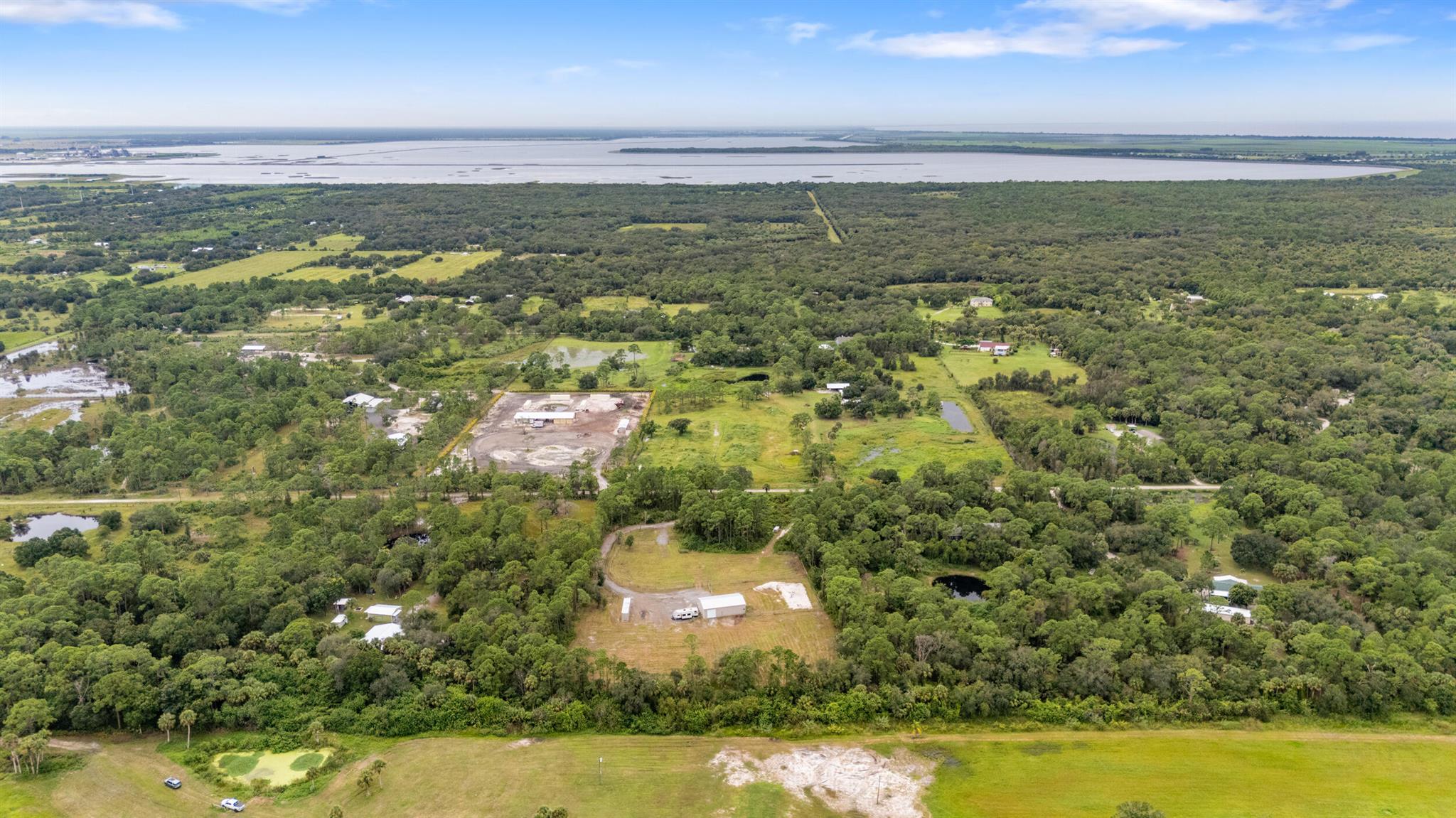 Tommy Clements - Land