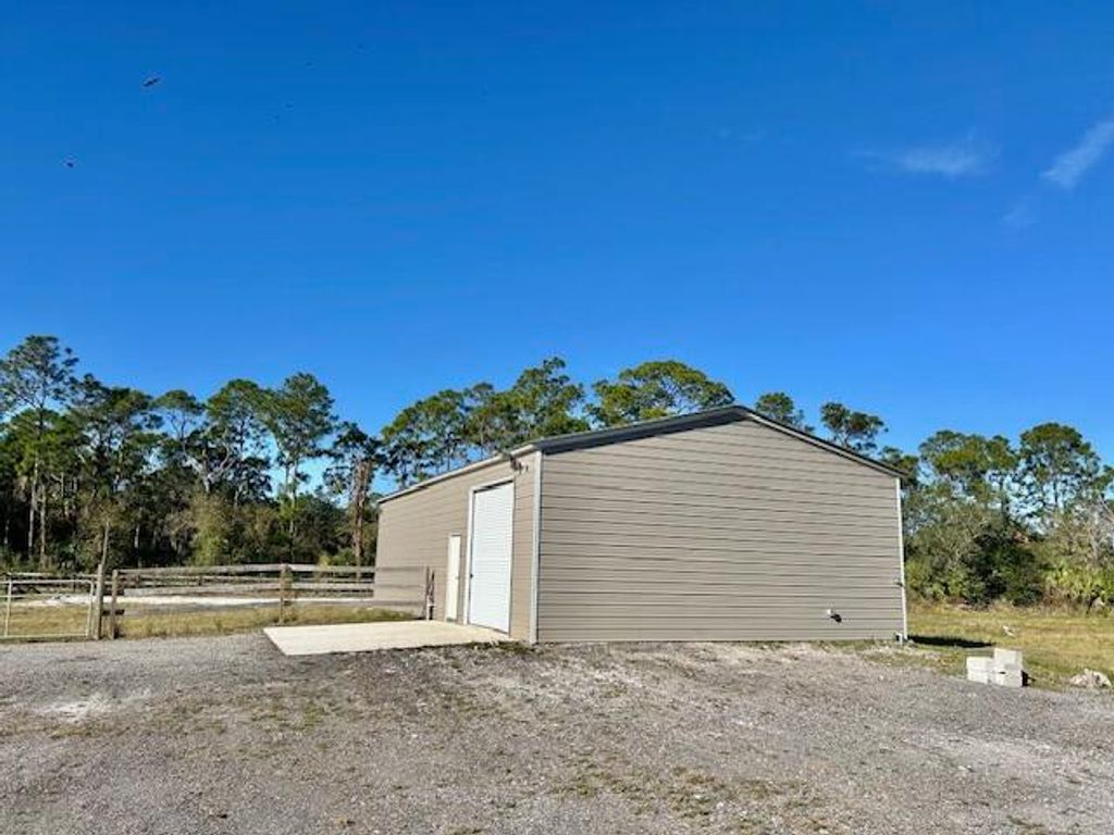 Photo of 24951 SW 86th Street, Indiantown, FL 34956 (MLS # R11125091)