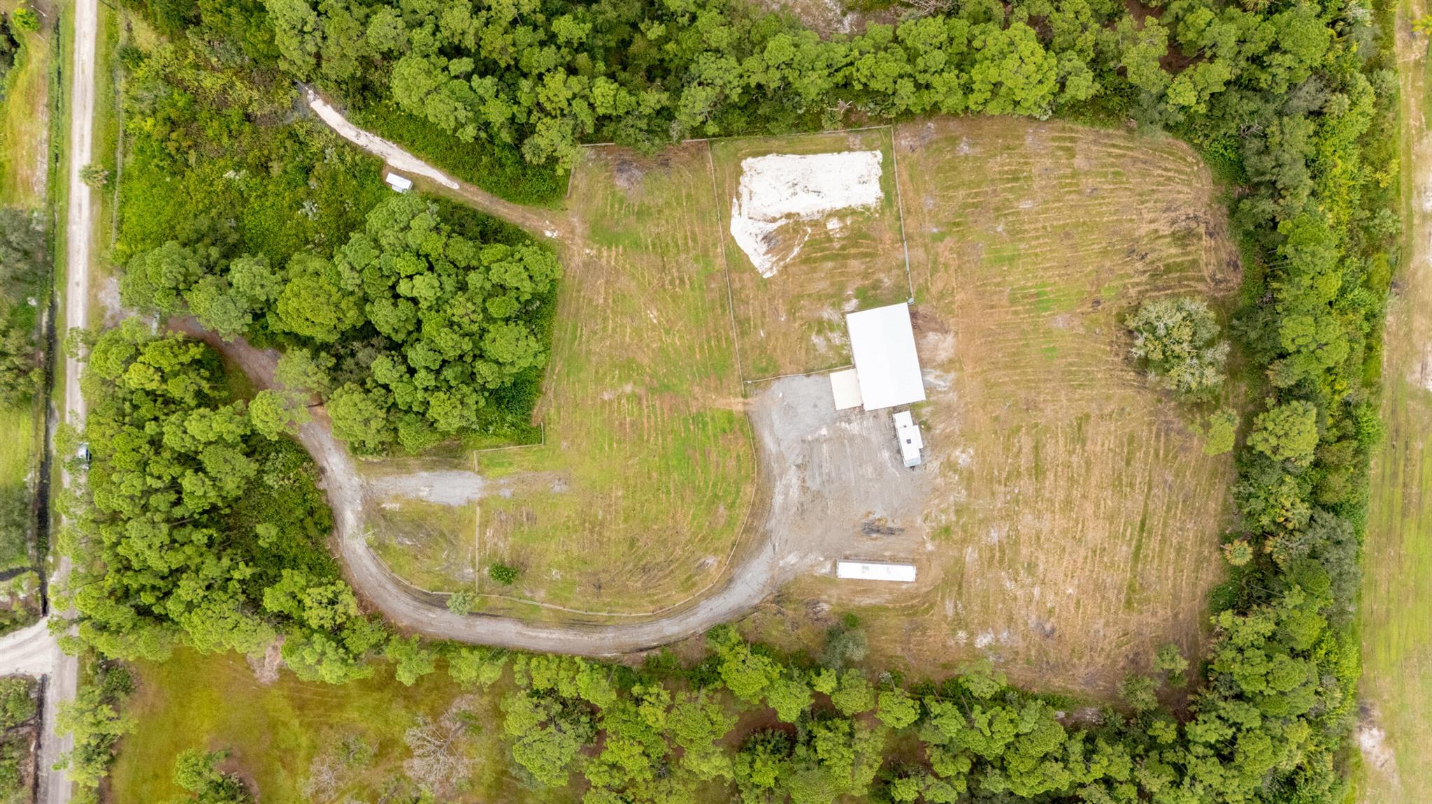 Tommy Clements - Land