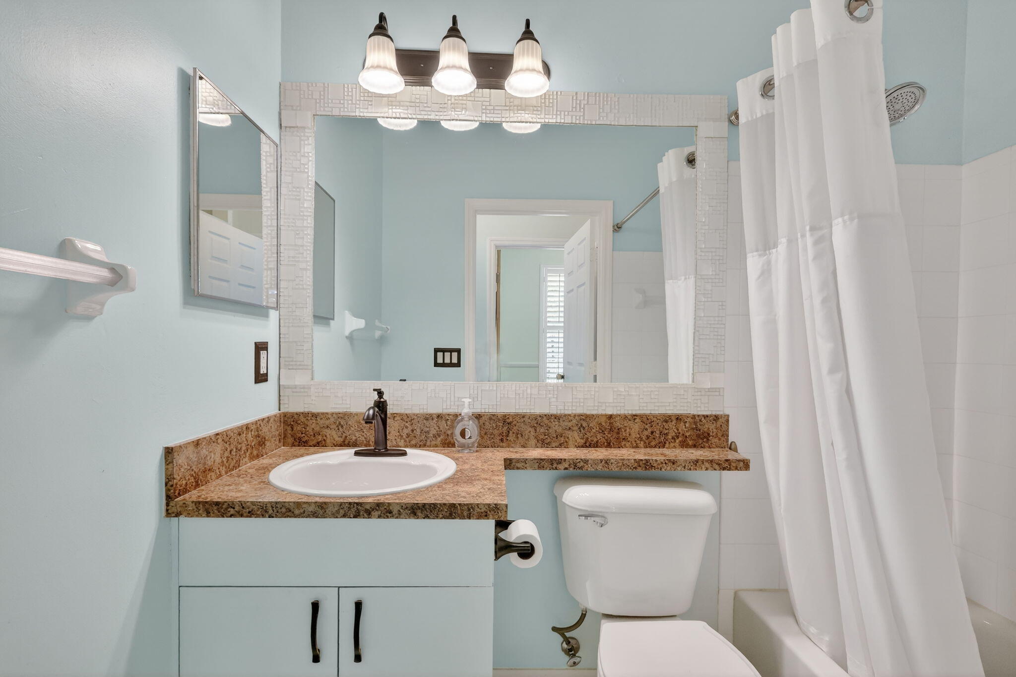 KINGS ISLE PHASE III - Residential