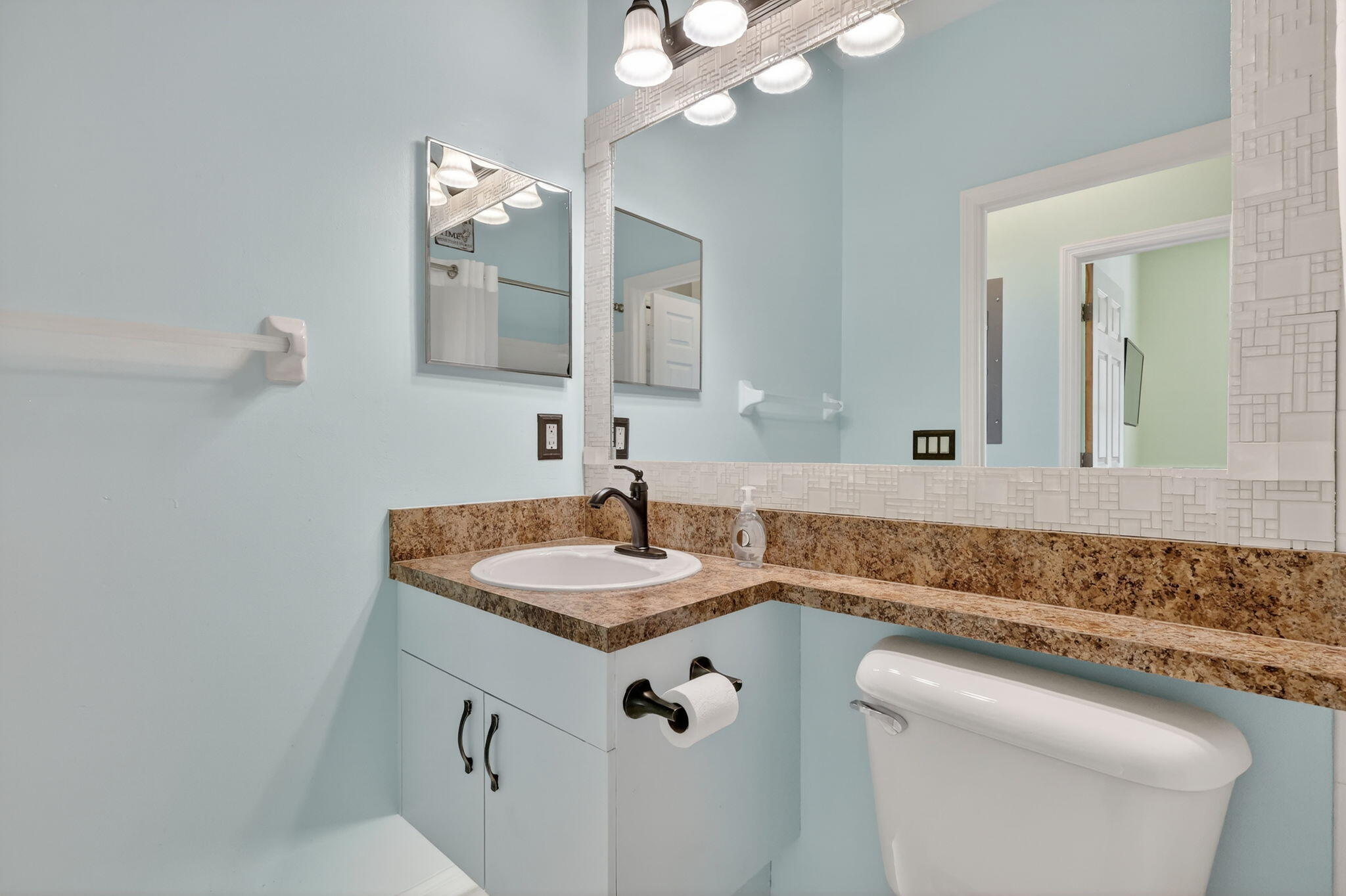 KINGS ISLE PHASE III - Residential