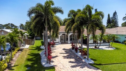 A home in Port St Lucie