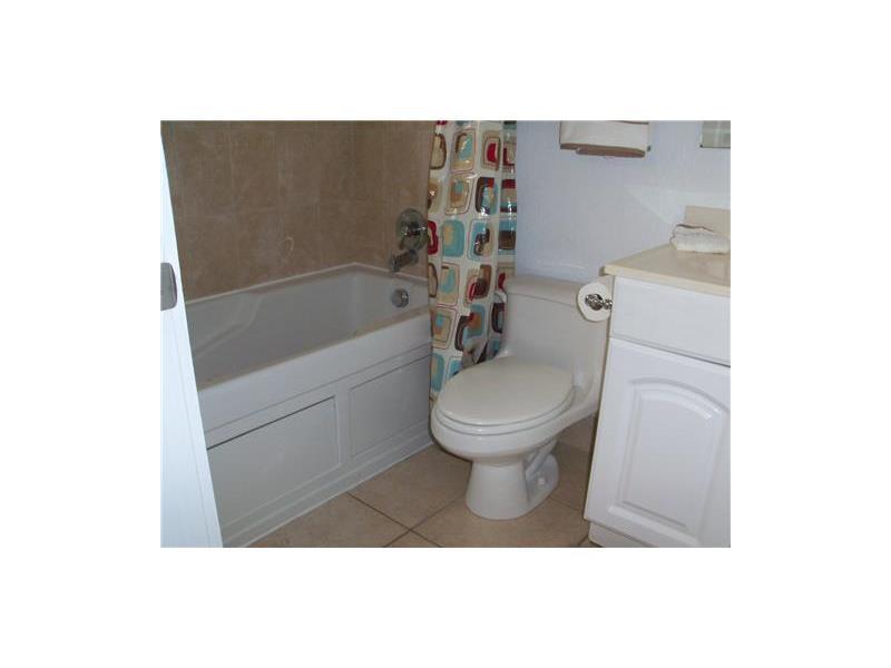 TWENTY-ONE TWENTY-ONE CON - Residential Lease