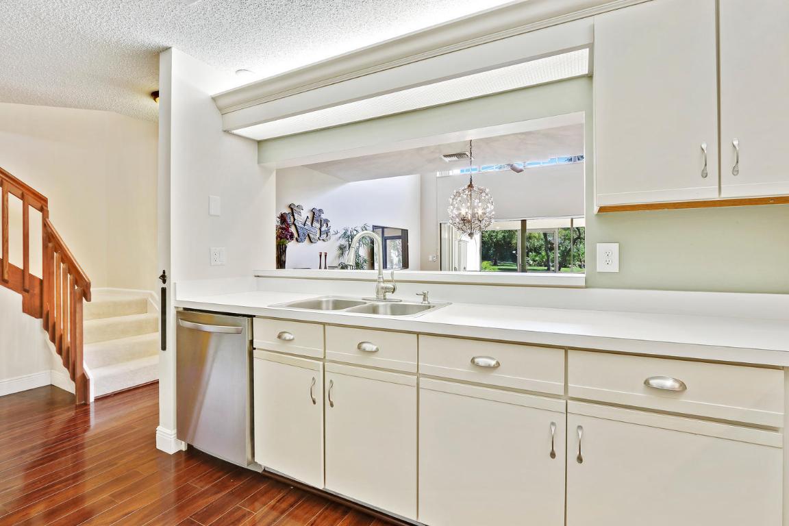 MARINERS COVE 1 - Residential