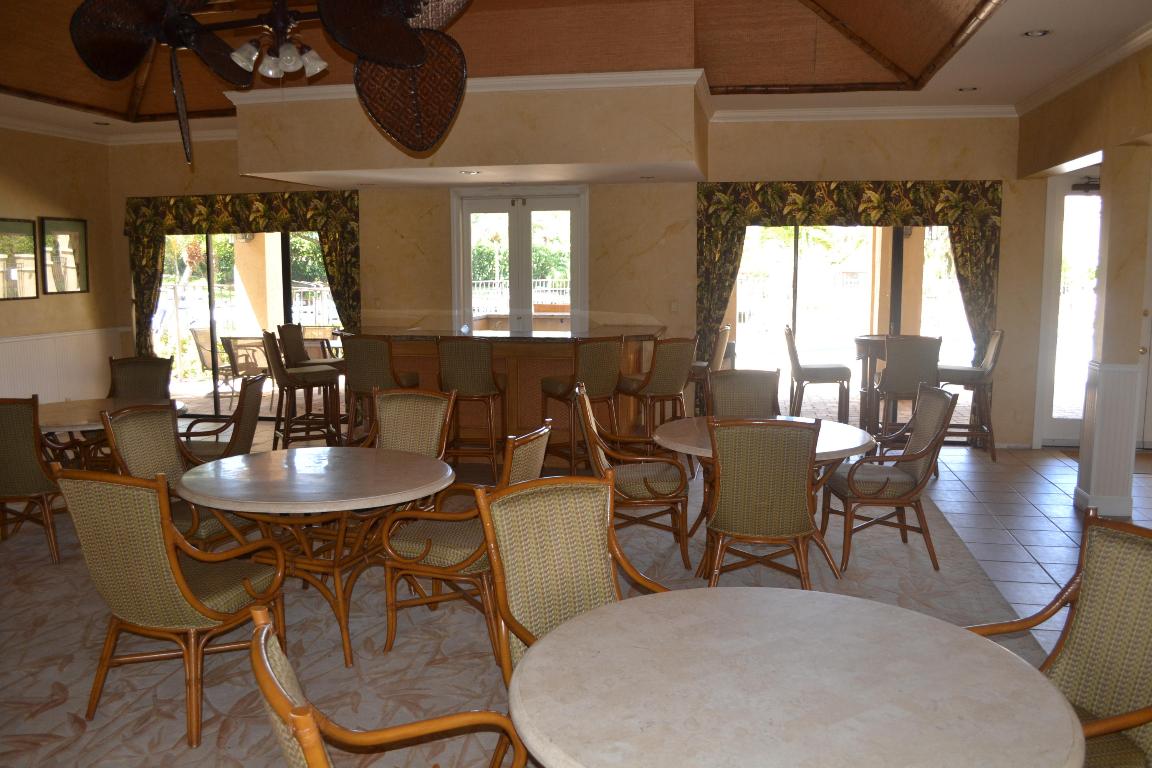 MARINERS COVE 1 - Residential