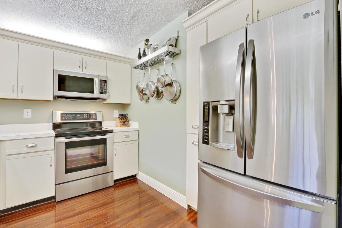 MARINERS COVE 1 - Residential