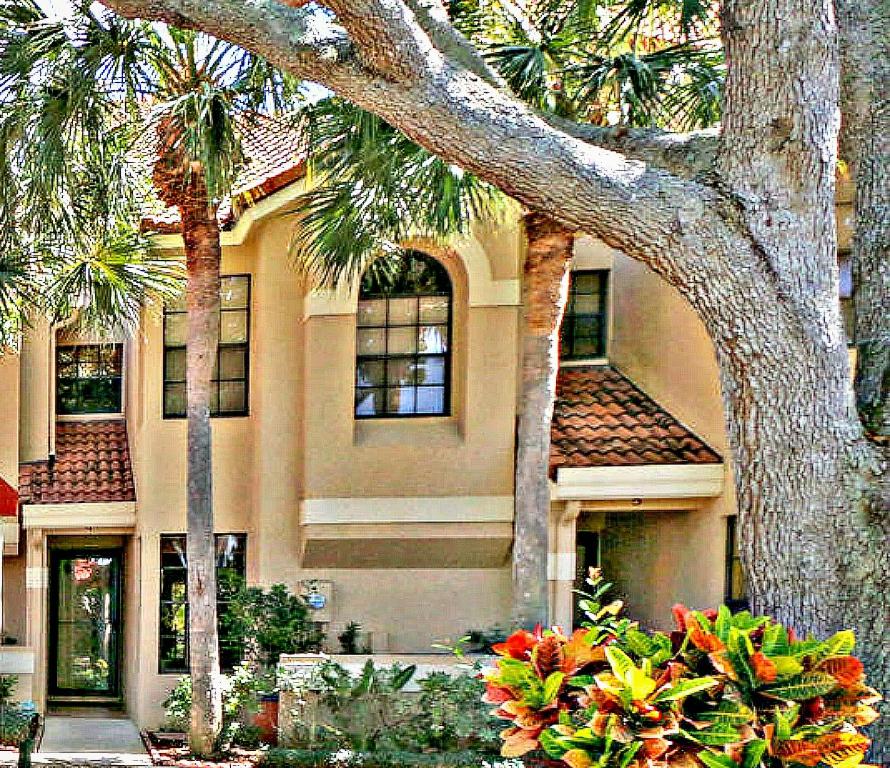 MARINERS COVE 1 - Residential