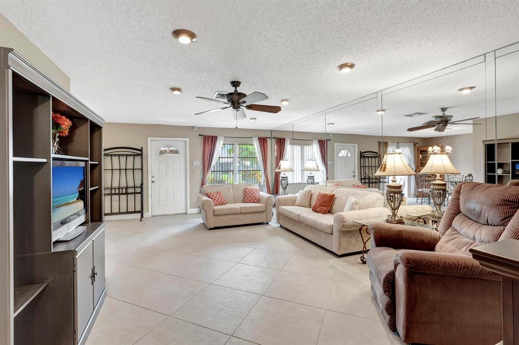 Delray Villas 1 - Residential