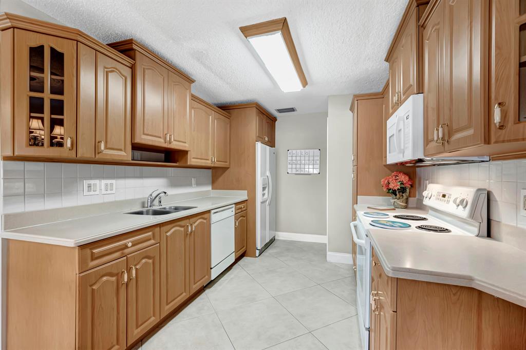 Delray Villas 1 - Residential