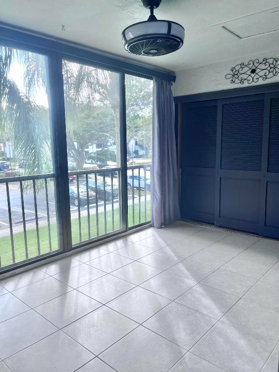 ALEXANDRA VILLAGE A -K COND DECLS FILED 1-9-90 IN - Residential Lease