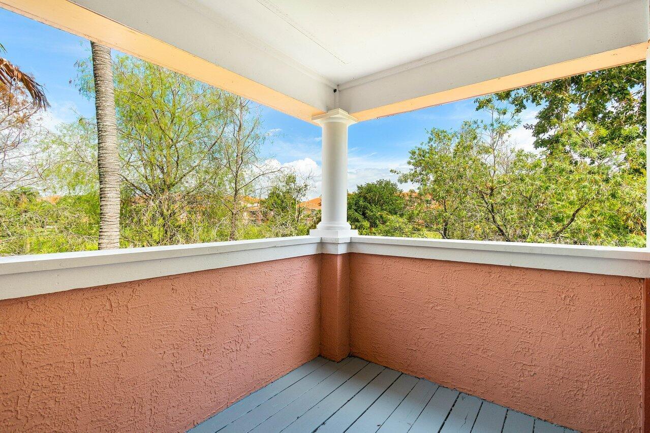 BAHIA AT DELRAY CONDO - Residential Lease