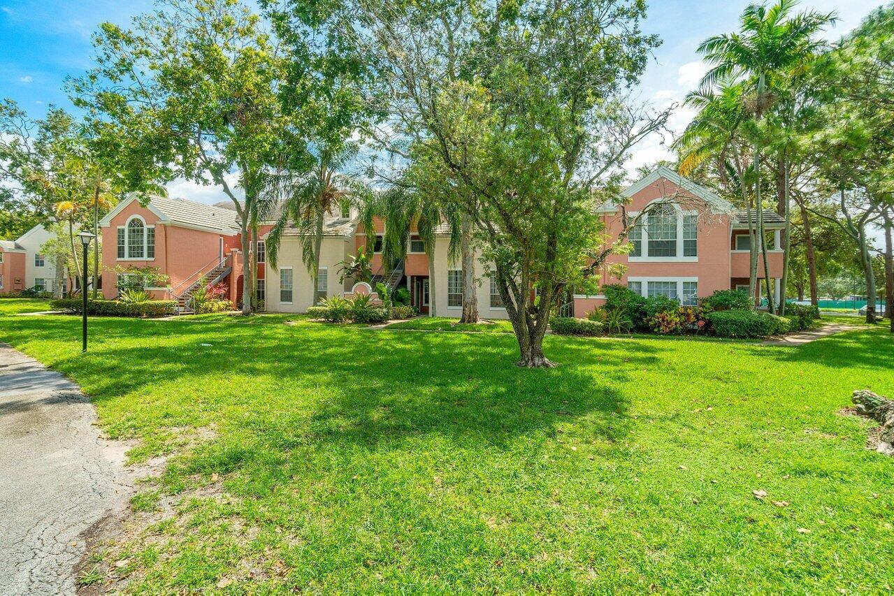 BAHIA AT DELRAY CONDO - Residential Lease