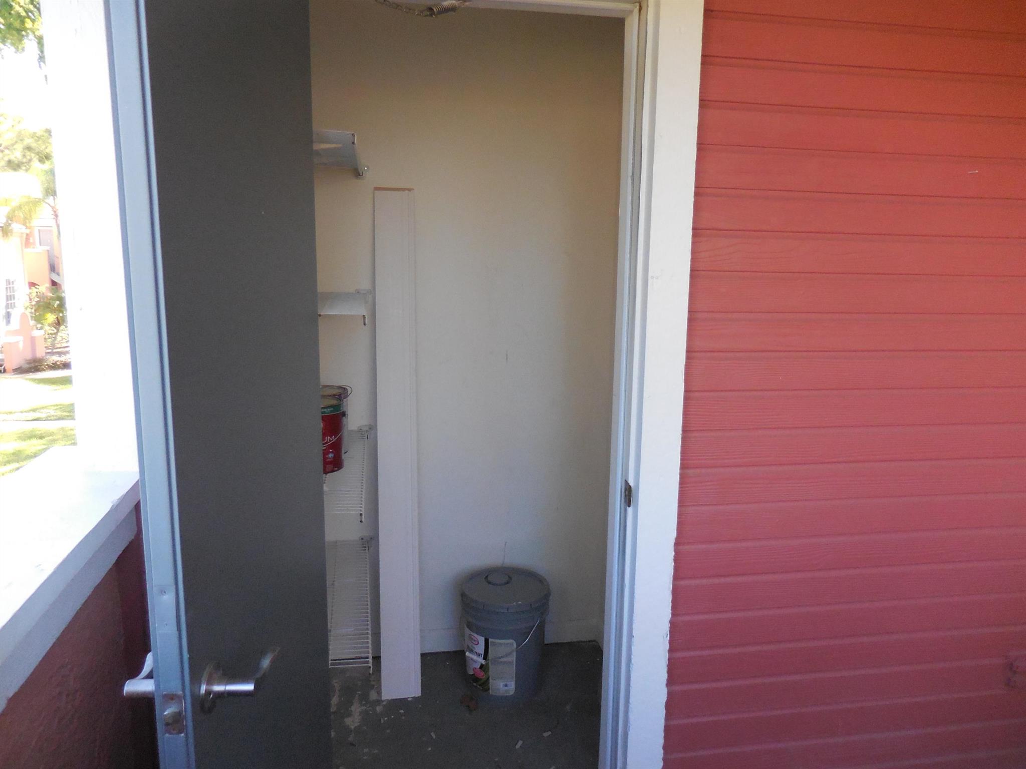 BAHIA AT DELRAY CONDO - Residential Lease