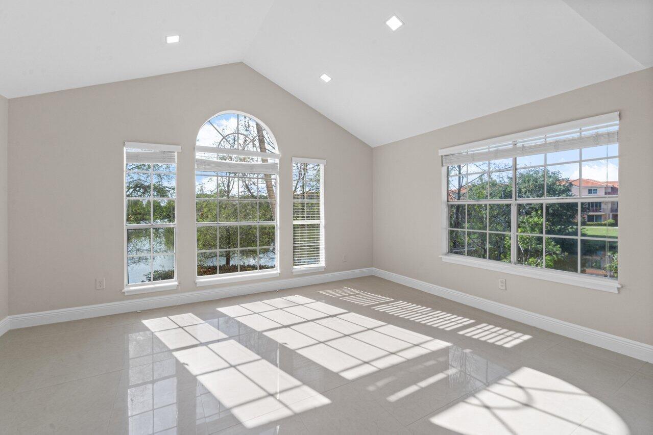 BAHIA AT DELRAY CONDO - Residential Lease