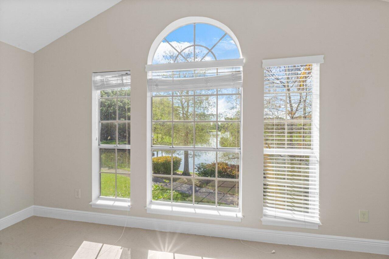 BAHIA AT DELRAY CONDO - Residential Lease