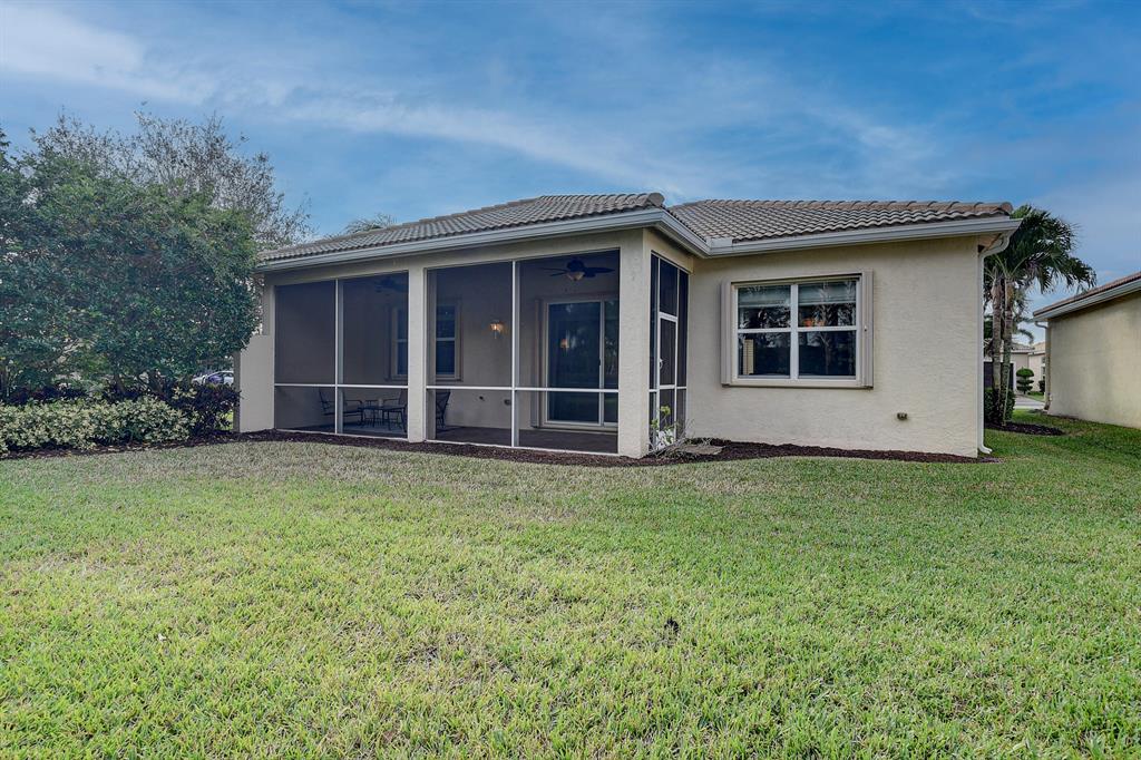 VALENCIA RESERVE - Residential