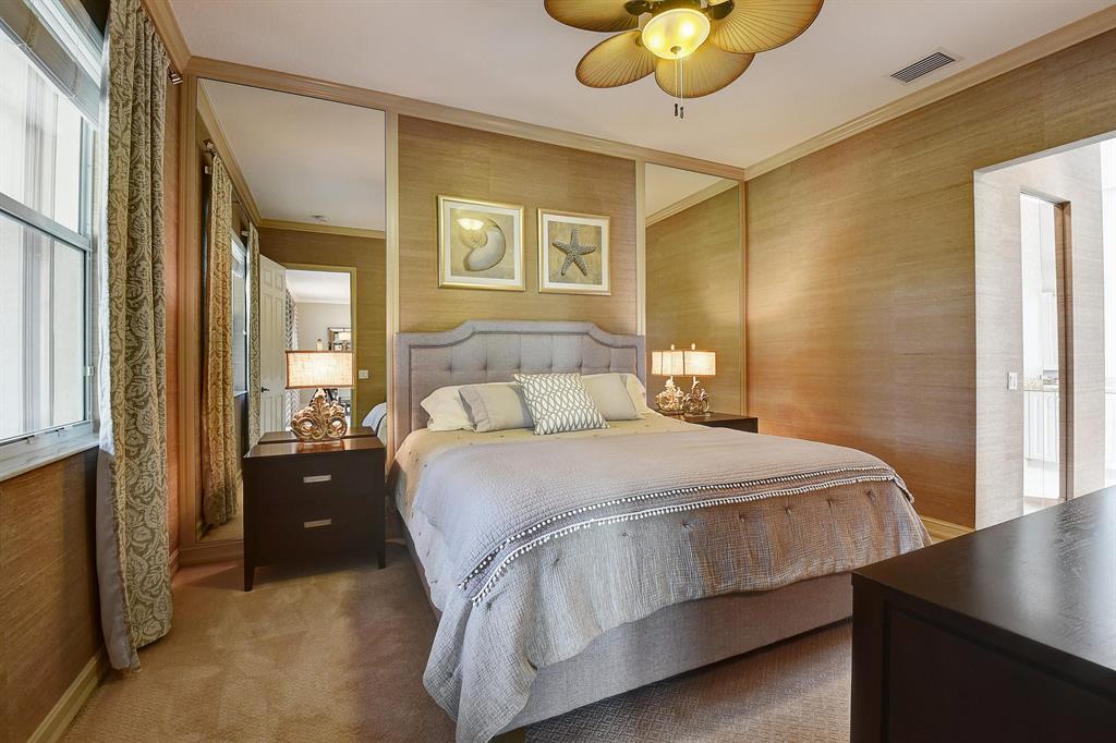 VALENCIA RESERVE - Residential